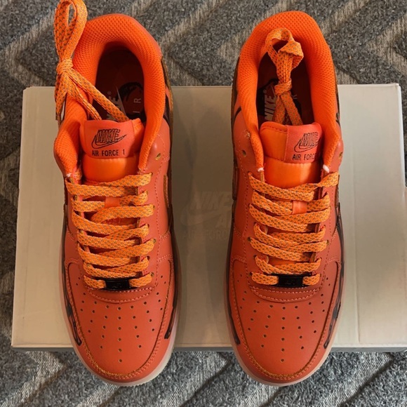 Air force One - Picture 3 of 3